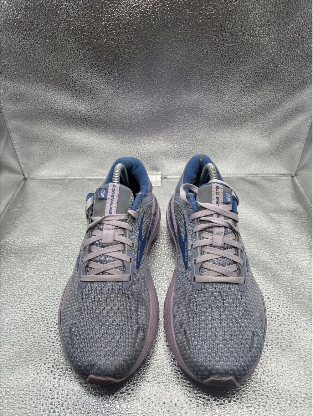 Brooks adrenaline GTS 22 purple blue Dutch